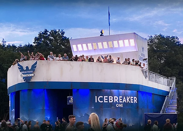 BREAK THE ICE… and feel the beat