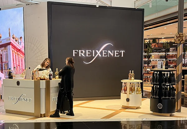 Gifting Season with Freixenet: Travel Retail engagement activation by Henkell Freixenet at Barcelona T1 airport