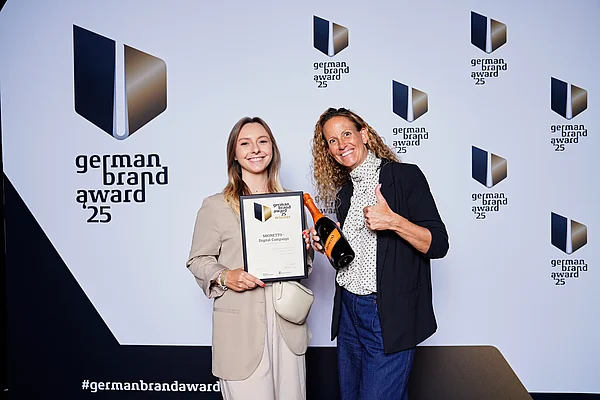 Mionetto gewinnt German Brand Award 2025 für digitale Kampagne mit Rebecca Mir