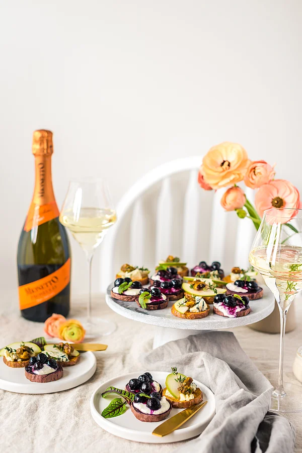 Toasting the Italian way: Mionetto as a summer aperitivo